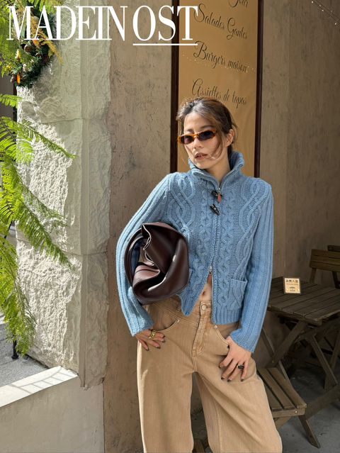 879b82b91e1f1be9772d7c52b93a6e18