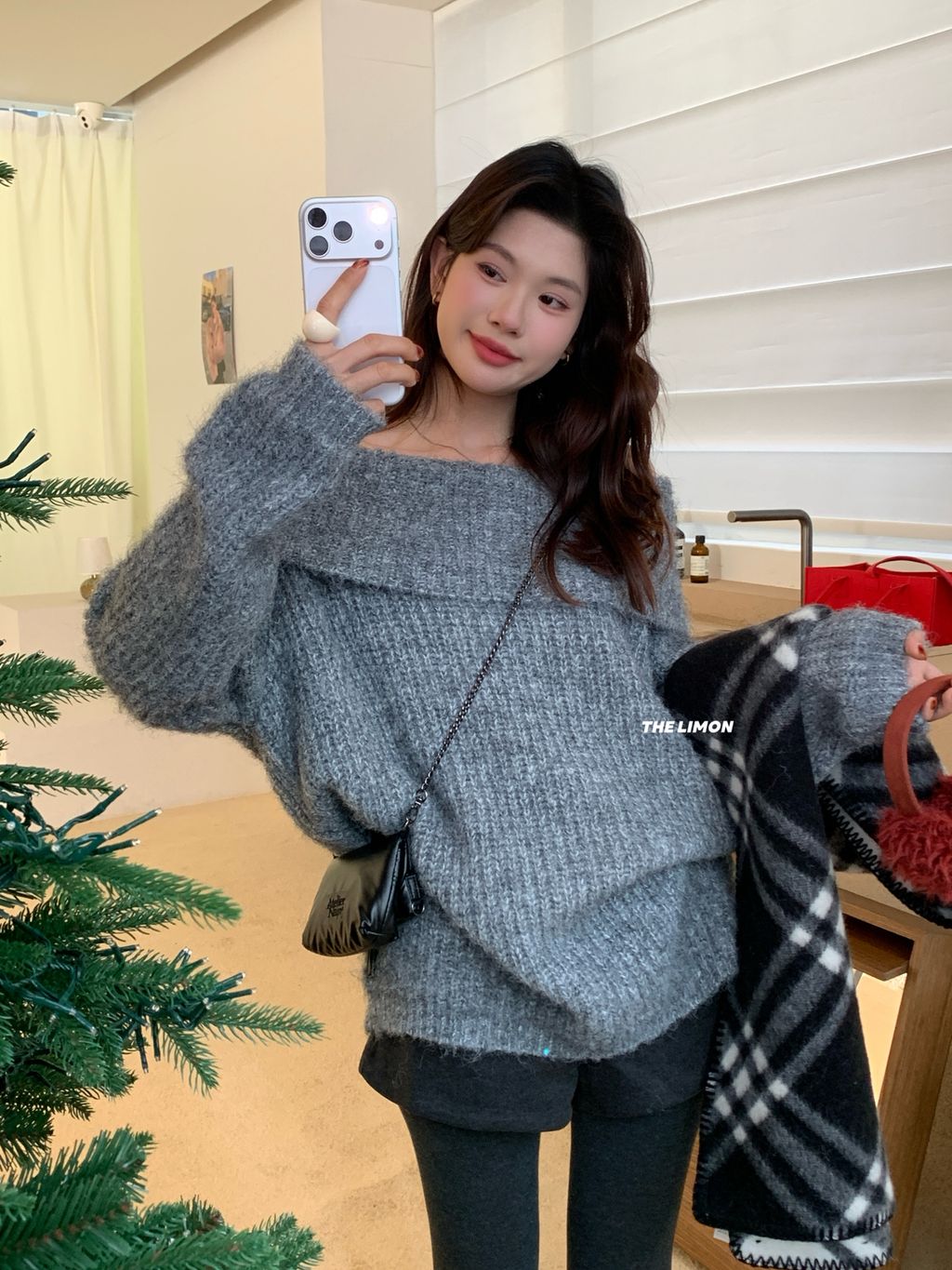 93220f448d307bb323ef45375e7b72bc