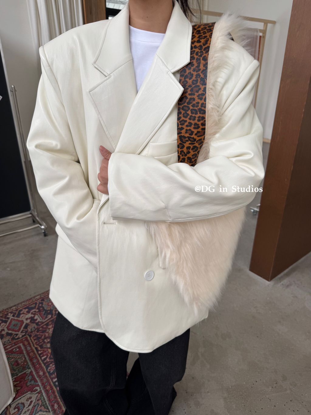 8f31c82faaade1c3352525ee1da5b815