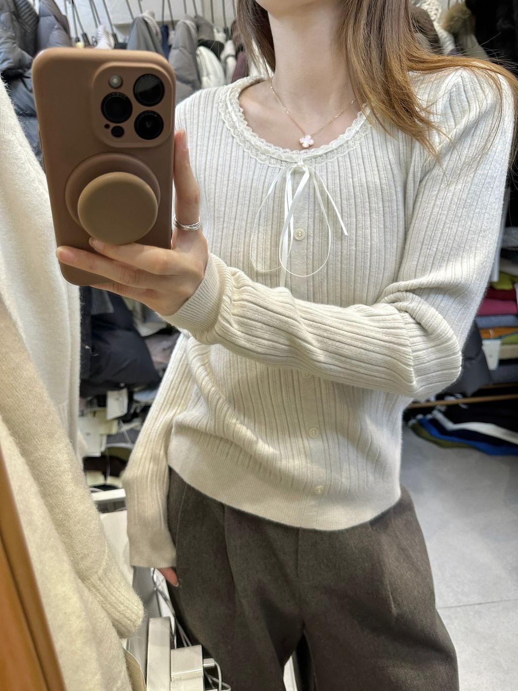 b46a54a55f934899fd06a7ce8ecd3337