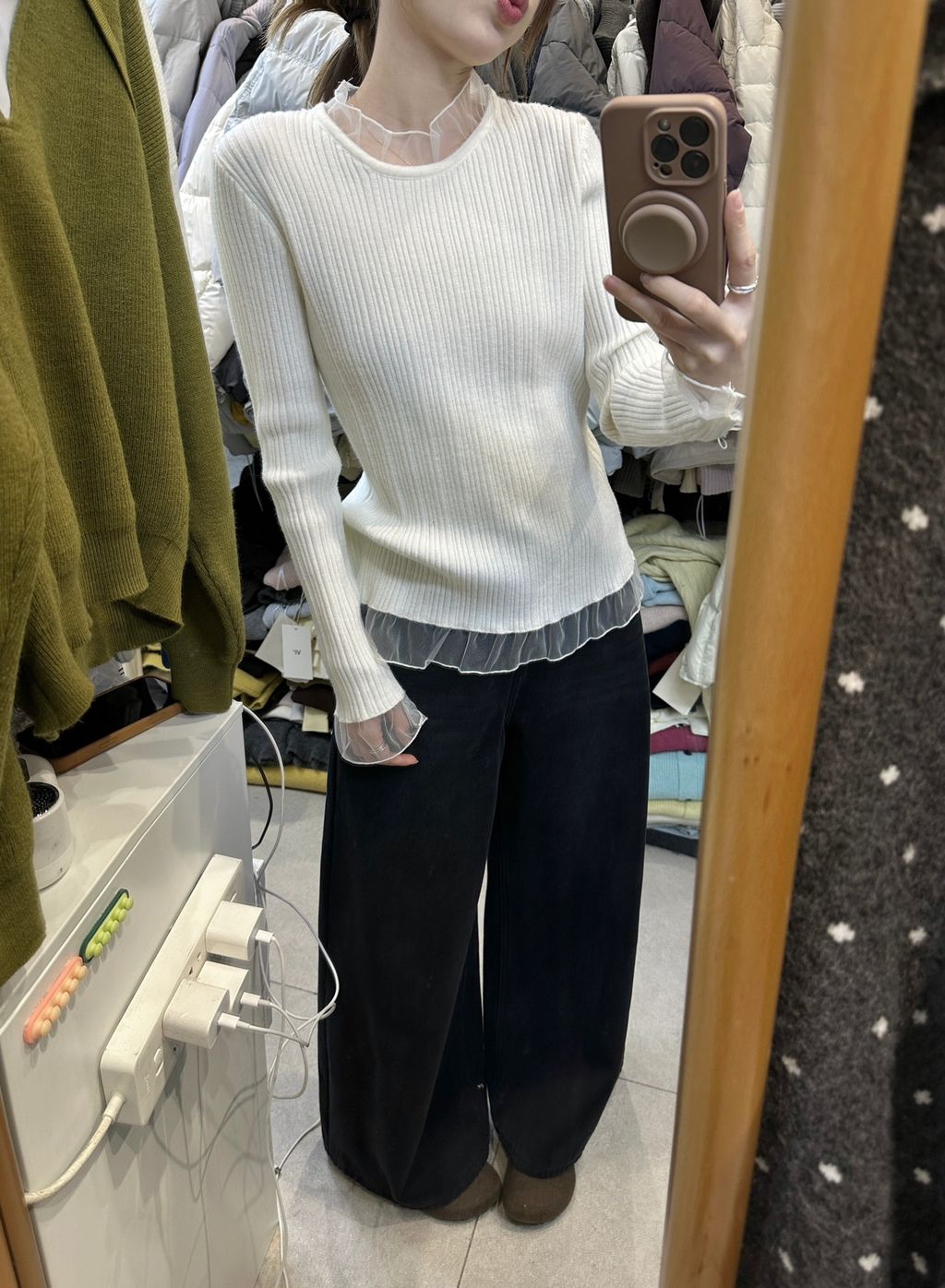 c23b7efe6805724bfc6fd900506634e5