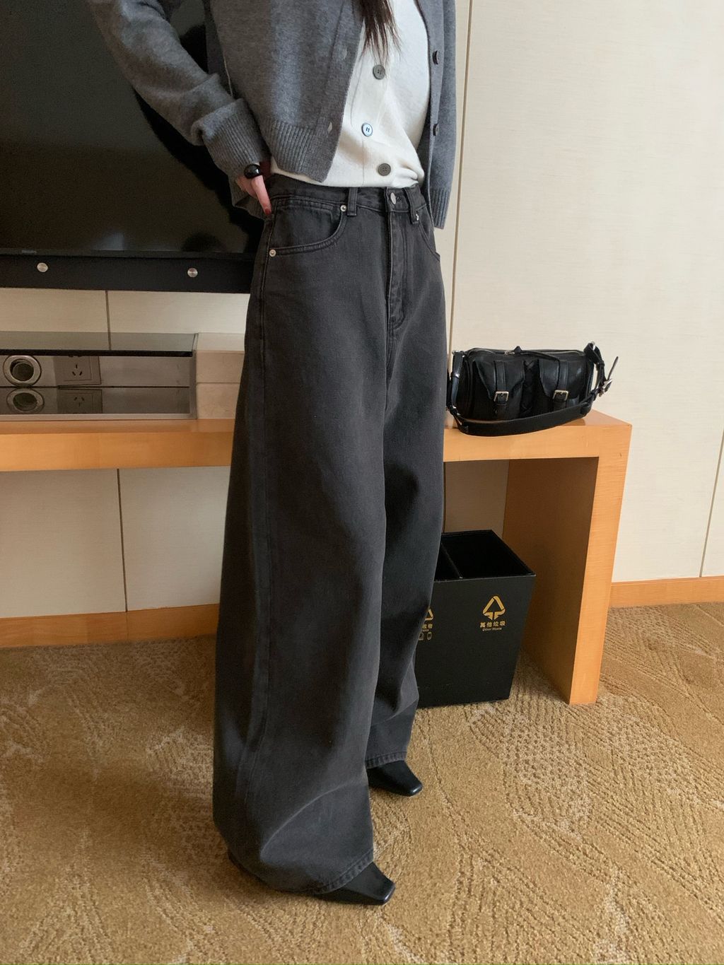 eb0649d6a69fa8c38a974f7805ec7de6