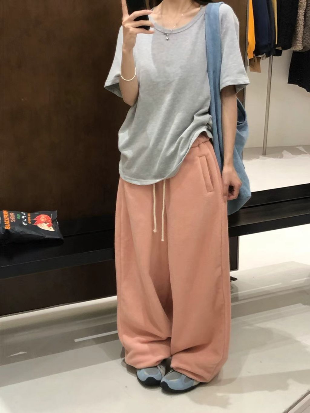 c4f09f40df438b77fb033cfb6f27f006