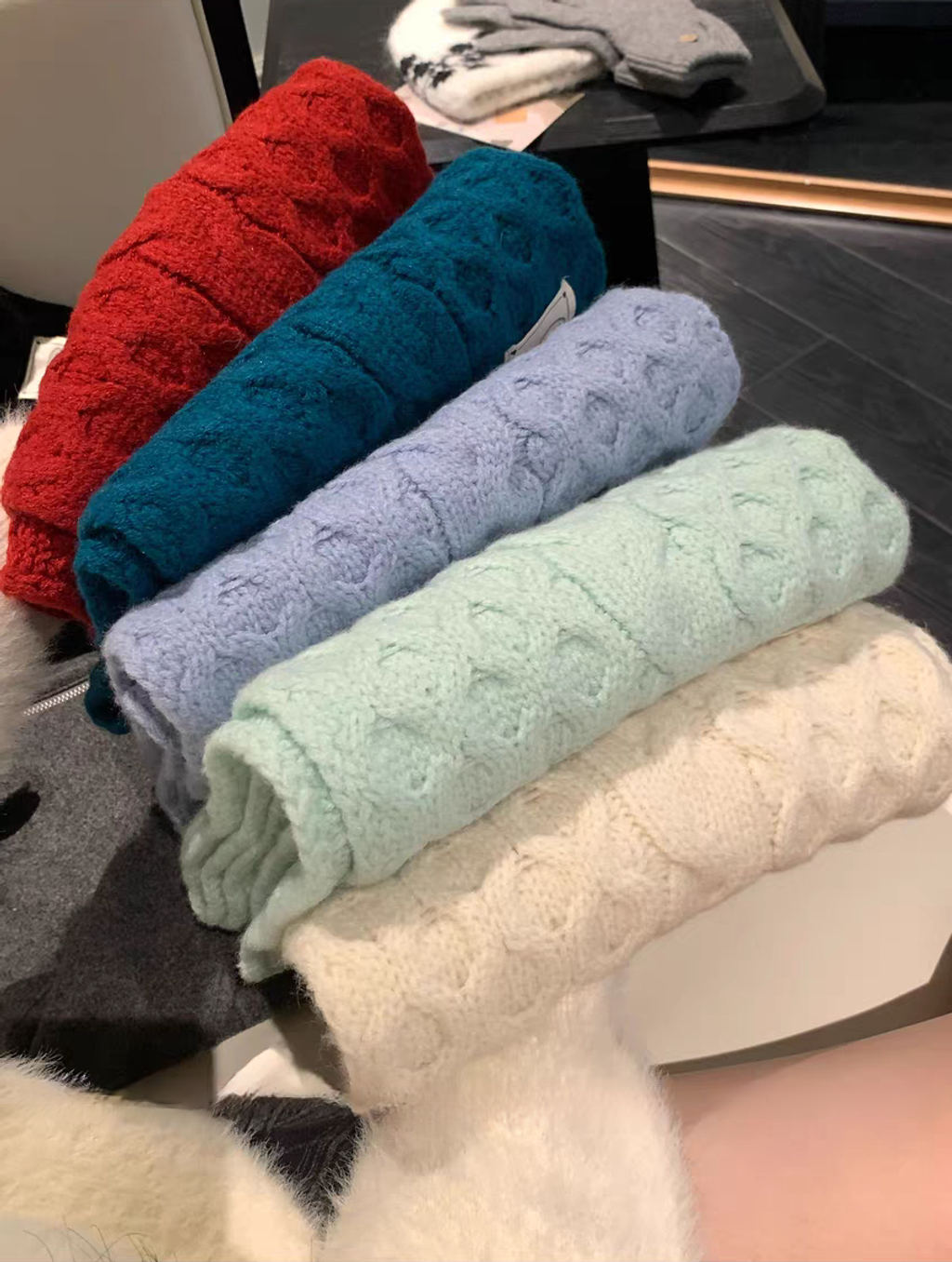 6e09909c0f7bbc06e65442975702784f