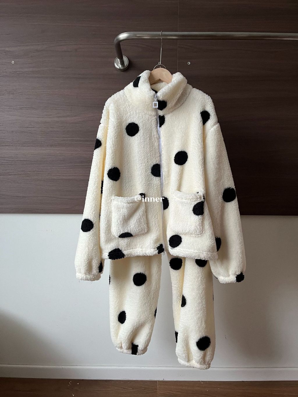 5572b88a309ae03fbfe9d0385a598e39