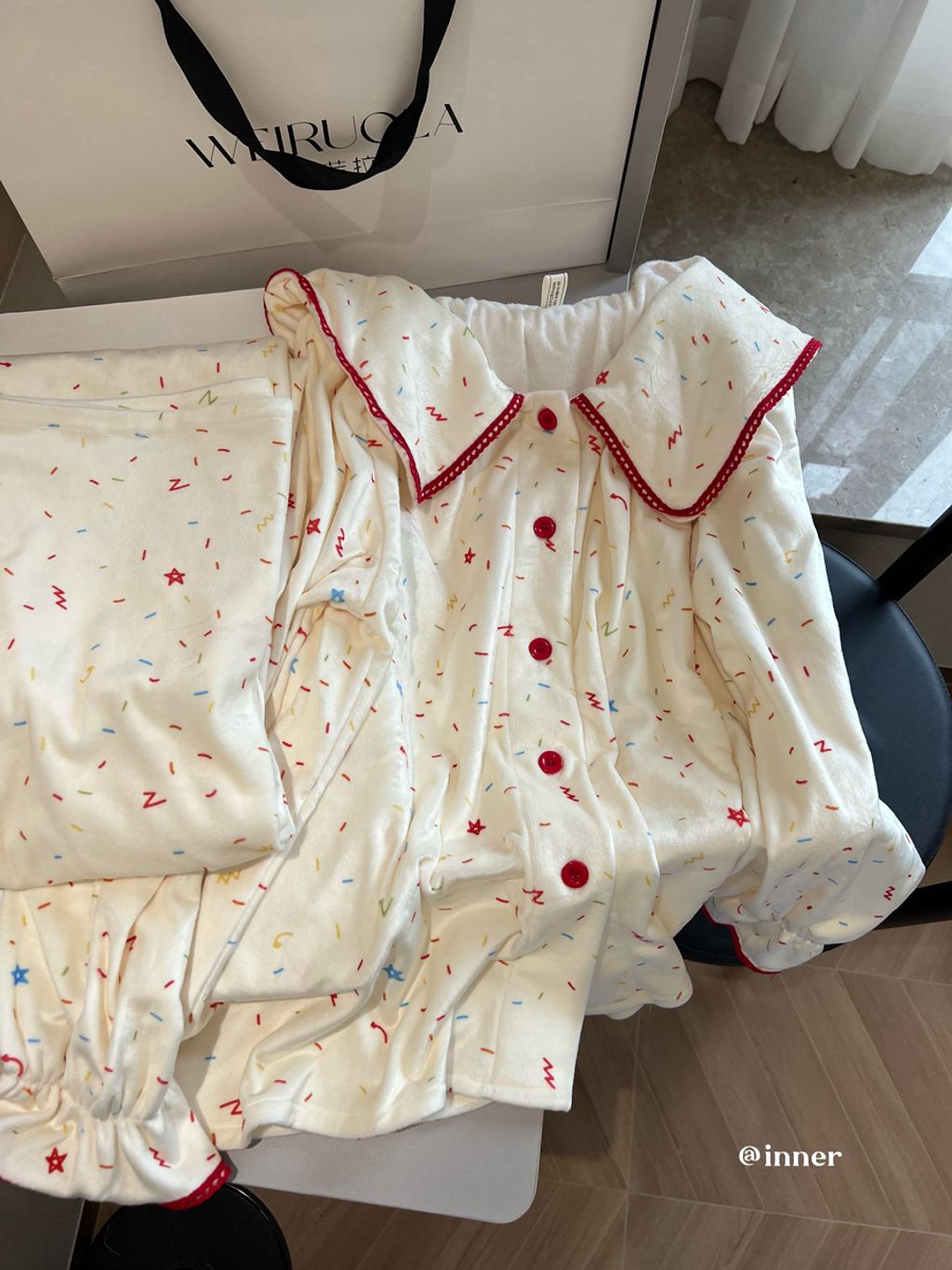 93043de088a114323c05a251462bc75d