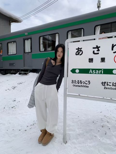 d21aed6cdd78d6923d5d11c1d6ac2c49