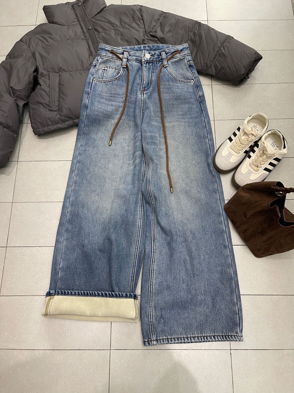 fee3be490917d2e90eee8c43b27f163c