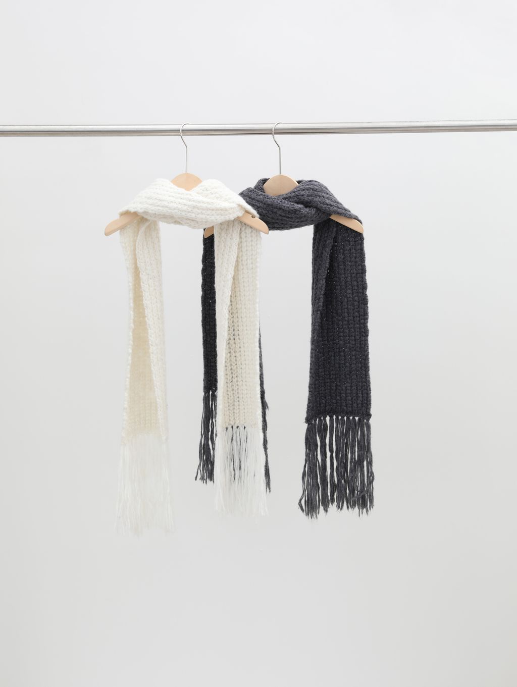 1a84ef3127b9fd9cd1082836ea4e2838