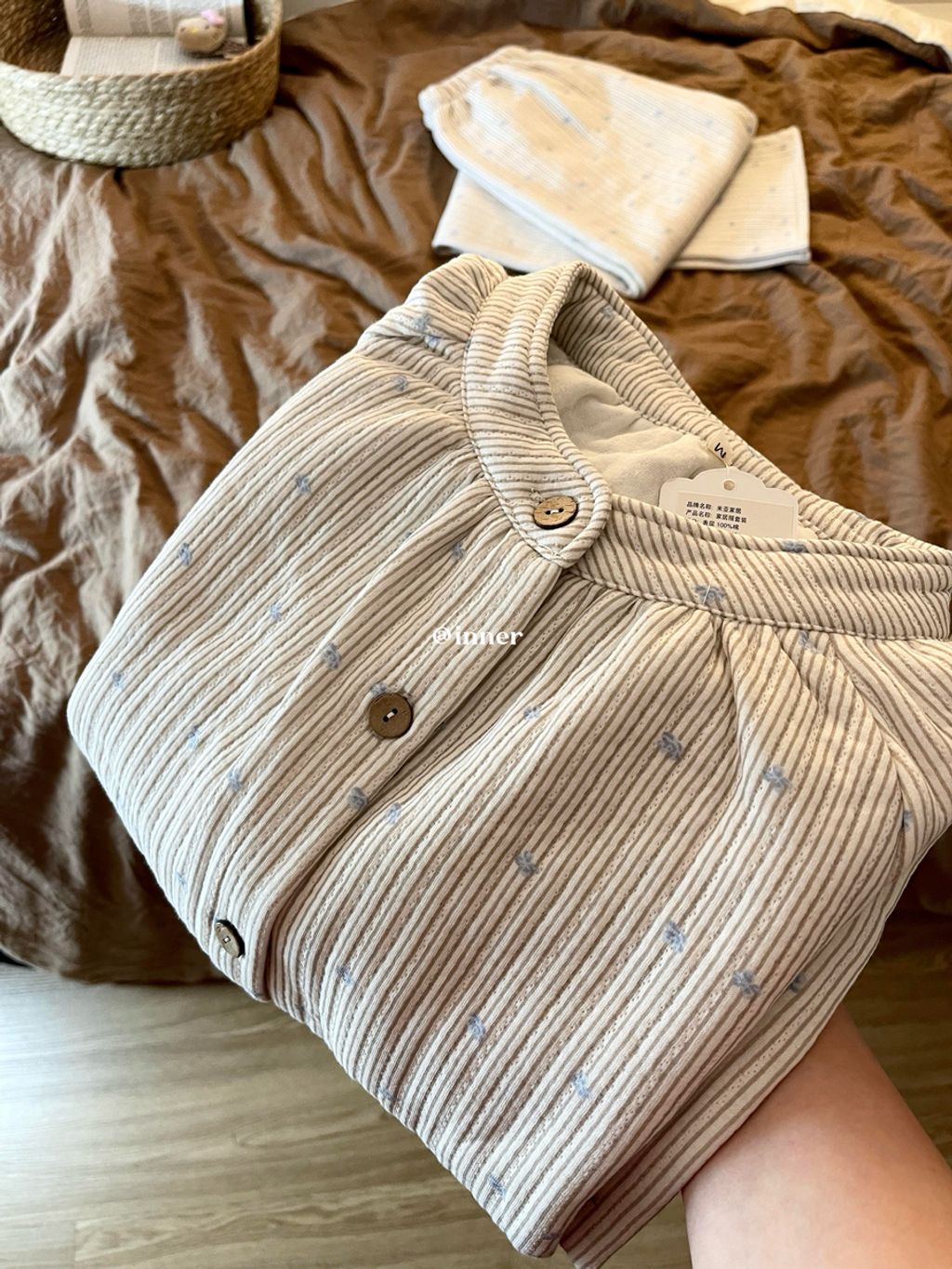 90b3c88a38f99eea2cd1af856eaf1902