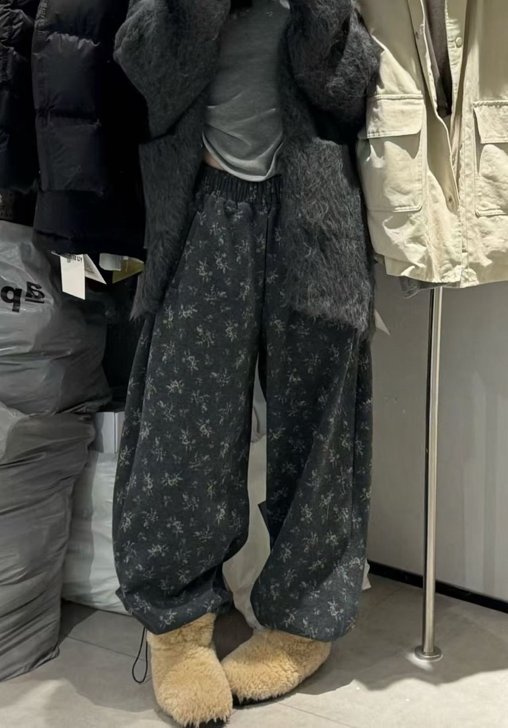 7b896fea88757d708347fbca622d1221