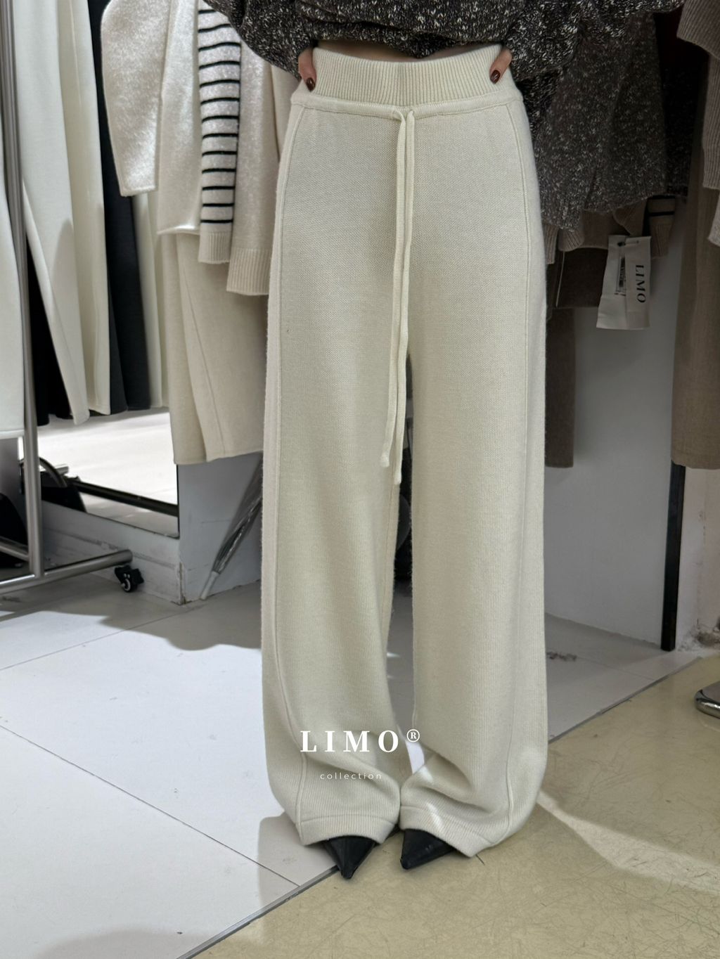 9242abcbf5bd4028822aeca3657a9530