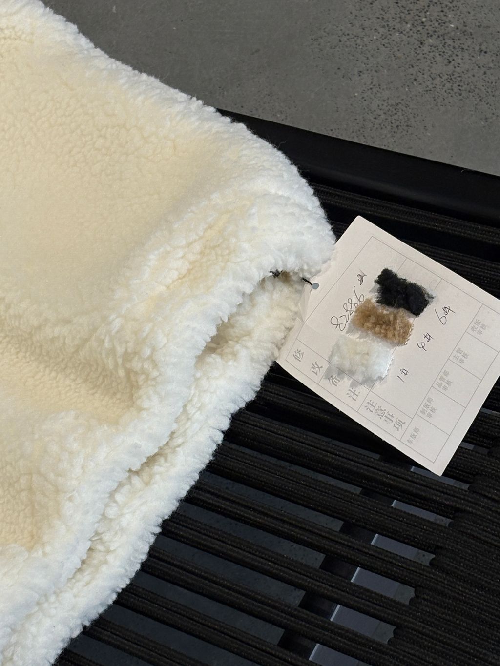 7fb8e31f1c760f9da45e71b6e6081155