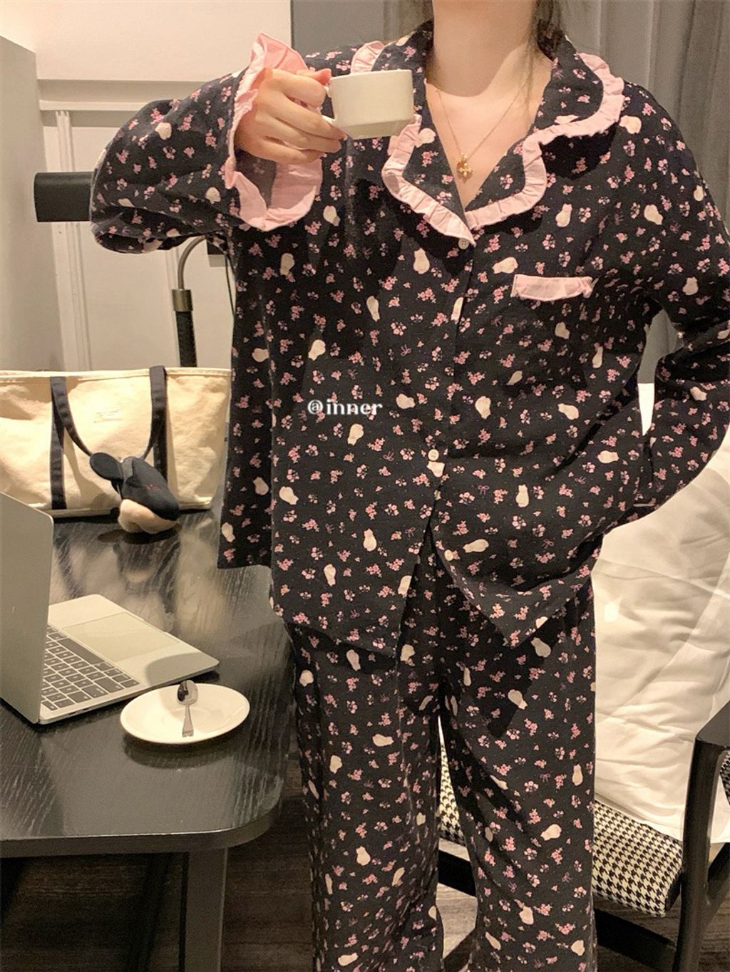 c45e3c2234f65f5b2ef69306acee7665