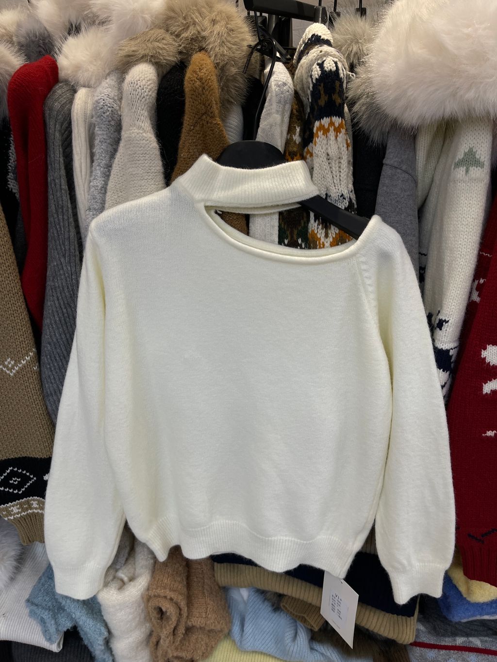 952b17237eb568daf3365b5496439700