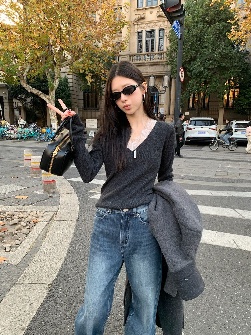 5cc9557fdb2e4191bfca8ec923232b8f