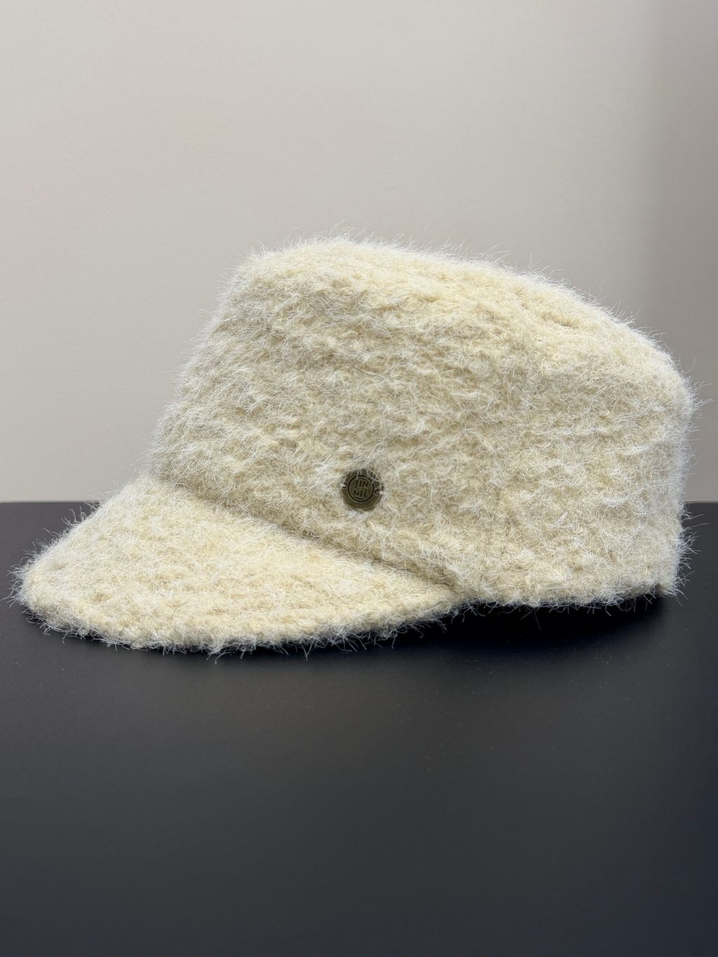 3ea2a00bb3c6f63b4c3a5135a57afac0