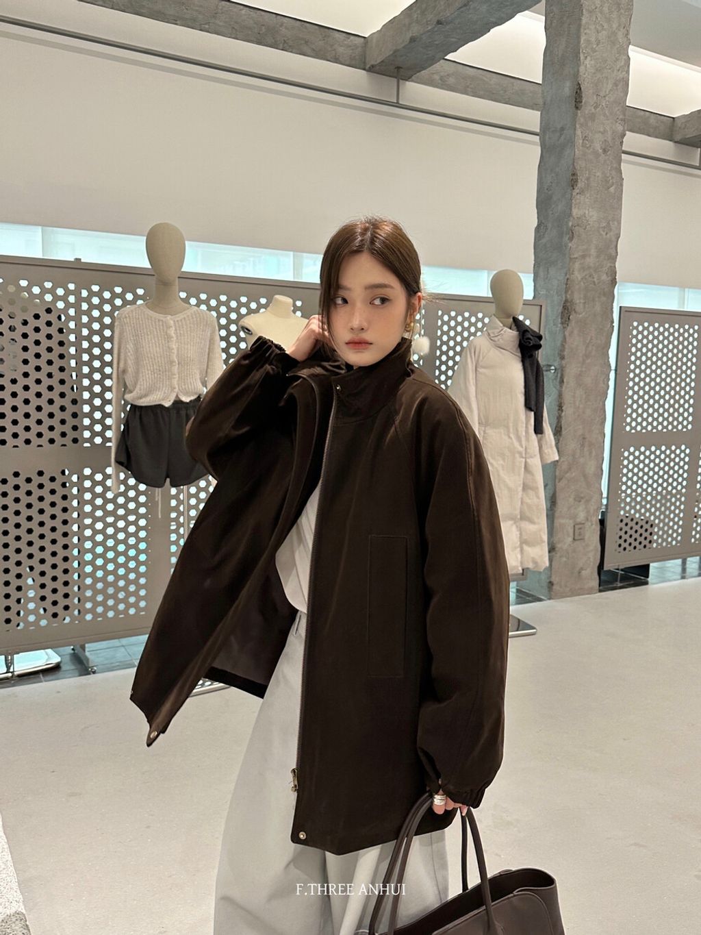 0d1f1fec67bf354876ebabb7b181c2a9