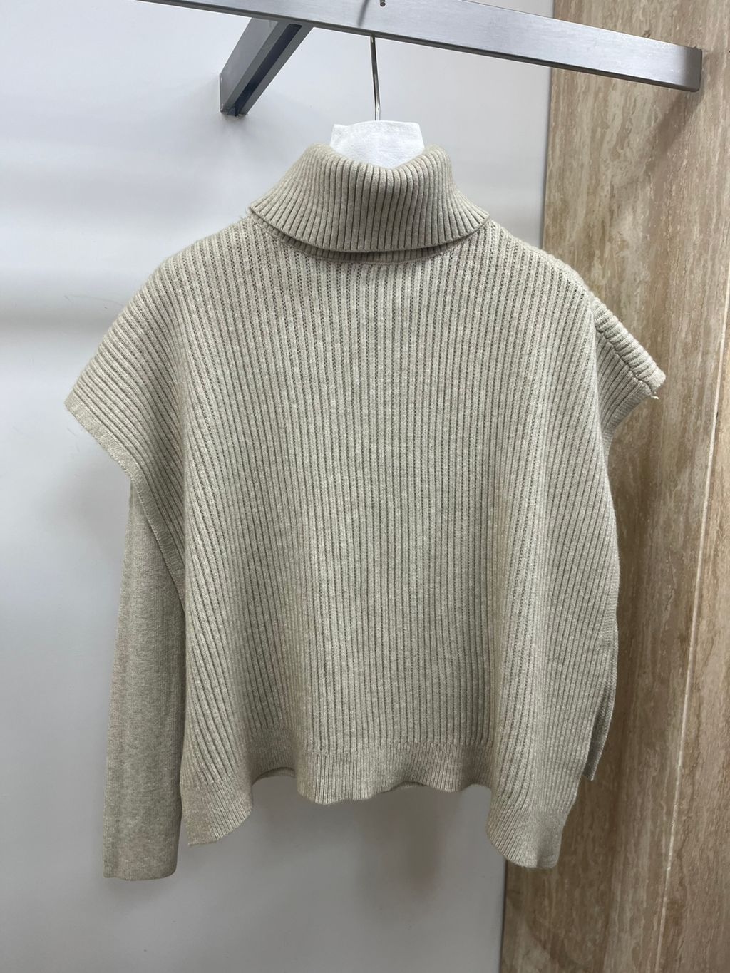 71912390286f64907715a2e819e42f82