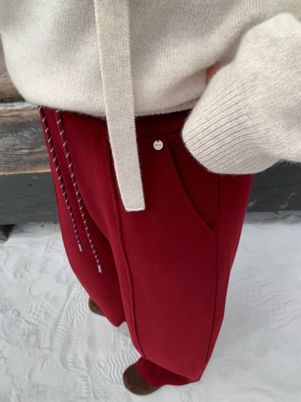 9a4a63b366955170872790670f5dddd2