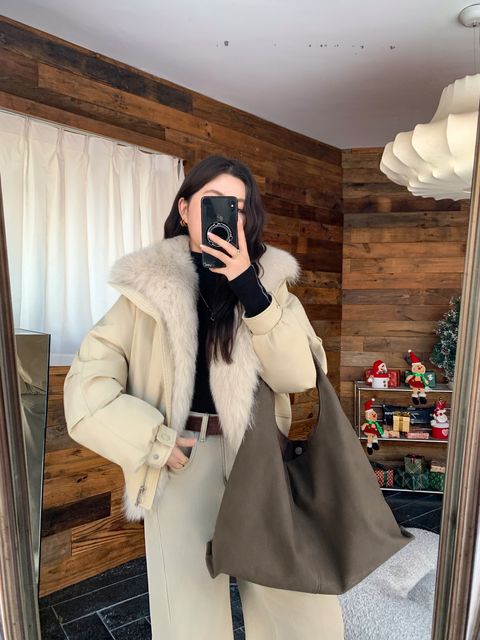 ae32643798c054a0de2844cea7e6aadc