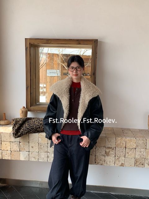 17806e4c2b240d62f7a250d6b4f9c858