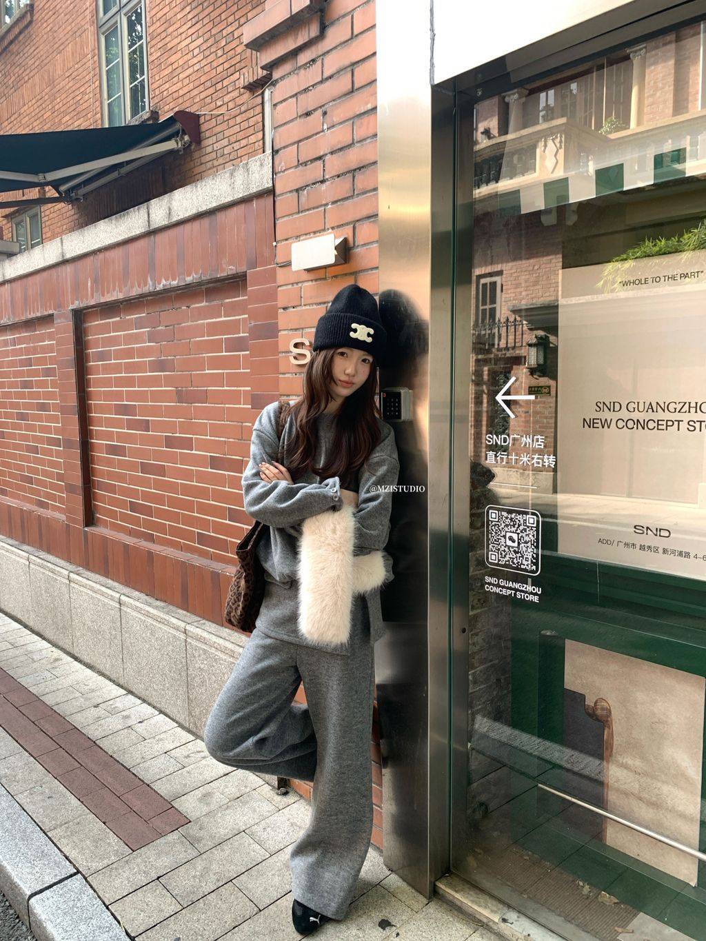 5ef826fd0b5d88f534c397c24425f335