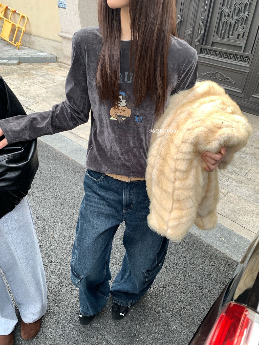 5913b417815b9efed4b2bbff5aa8b16f