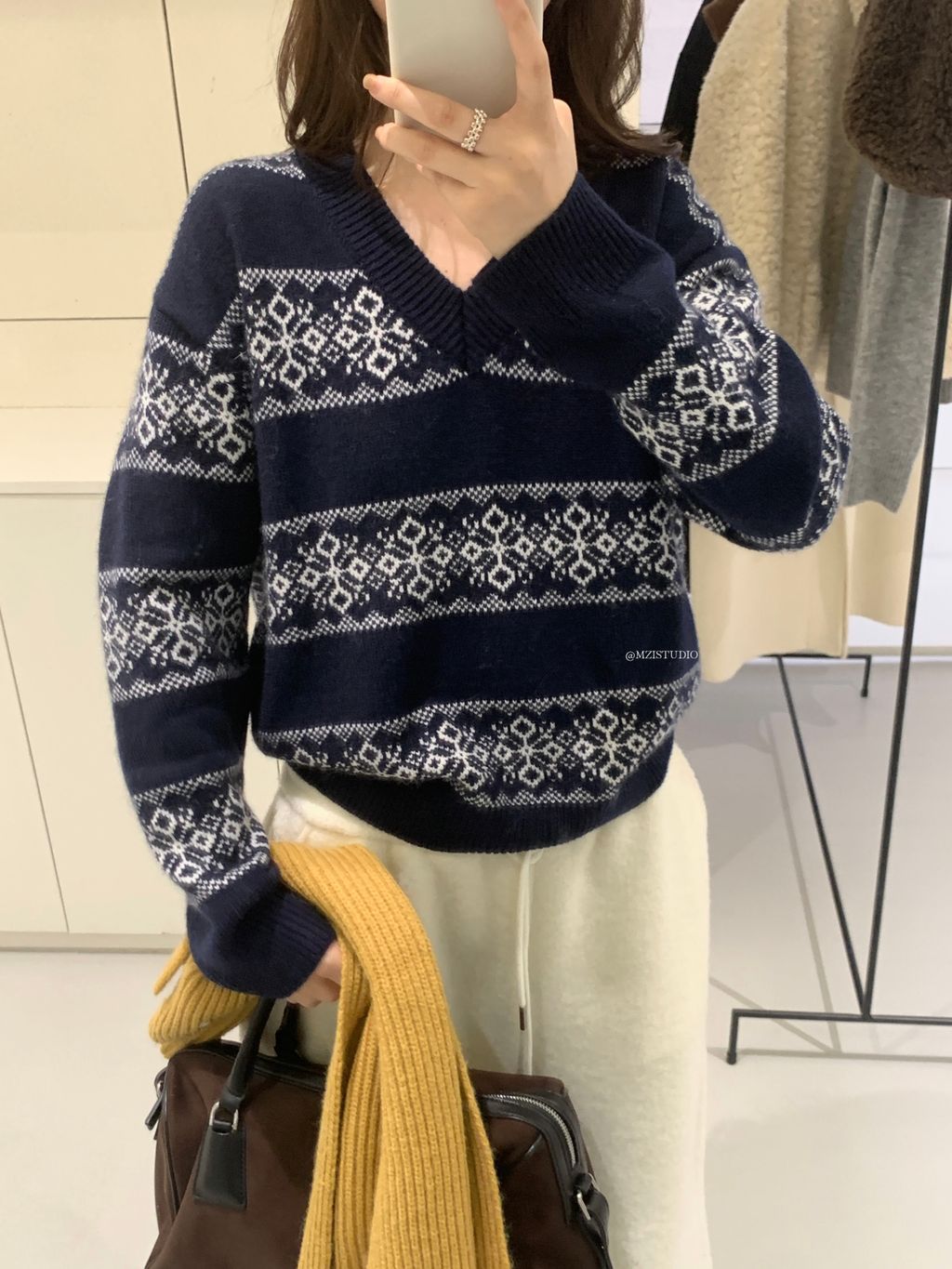 e8d27d452a76774a3d1864bc3fdcb08b