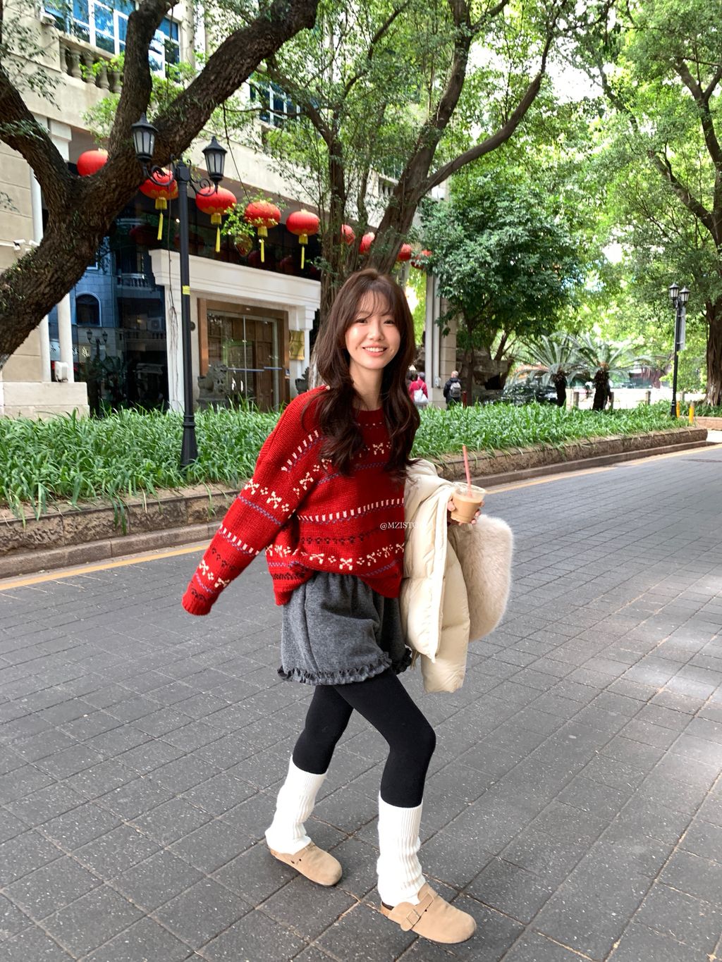 8906534010caa9ff03d66fed89964388