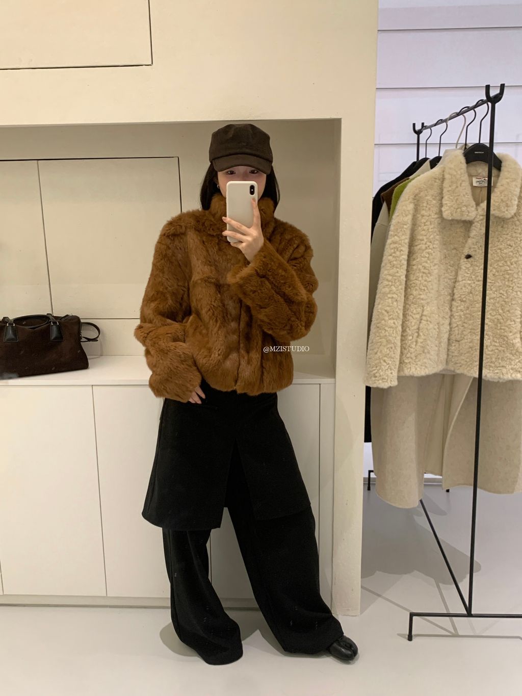 64c41a1be0931de03226f4b7113c37f4