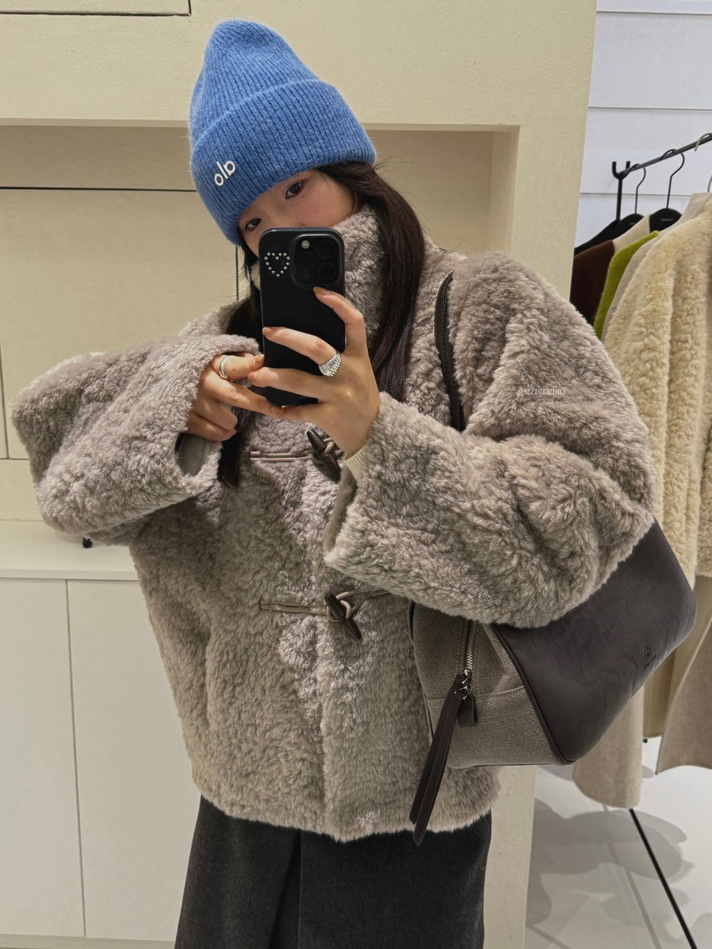 848560fdee53e9602a9c076d4d7a4975