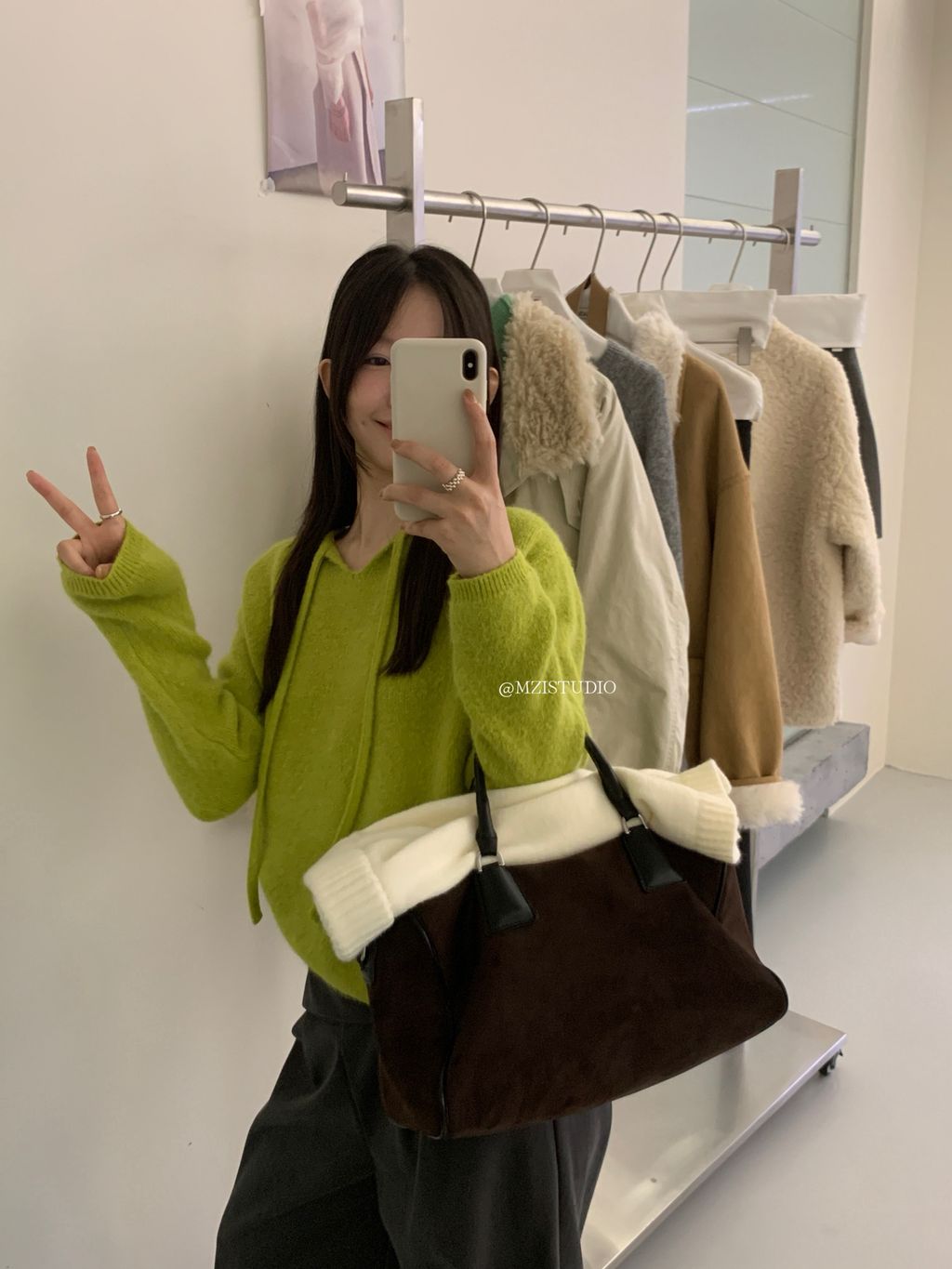 25c21410a1b6d8e29e83804d1bdbc4f6