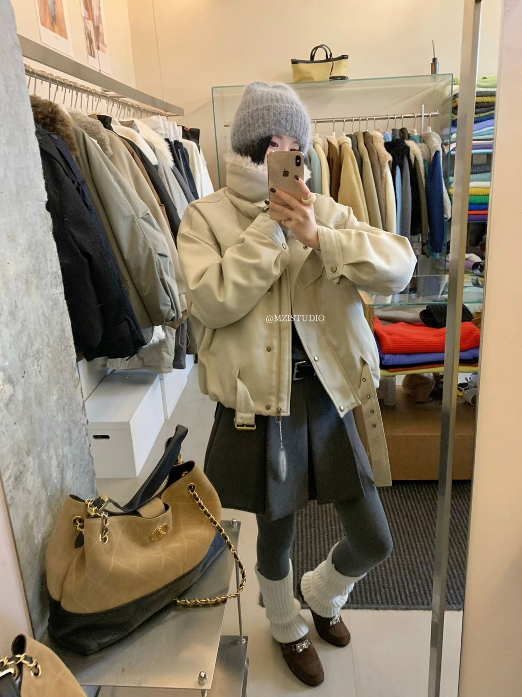 199cc4643f79c7c73f836a069d5fb923