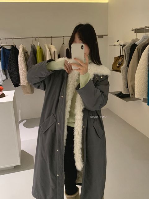 704074598f93a5426893a30ce77c0bb3