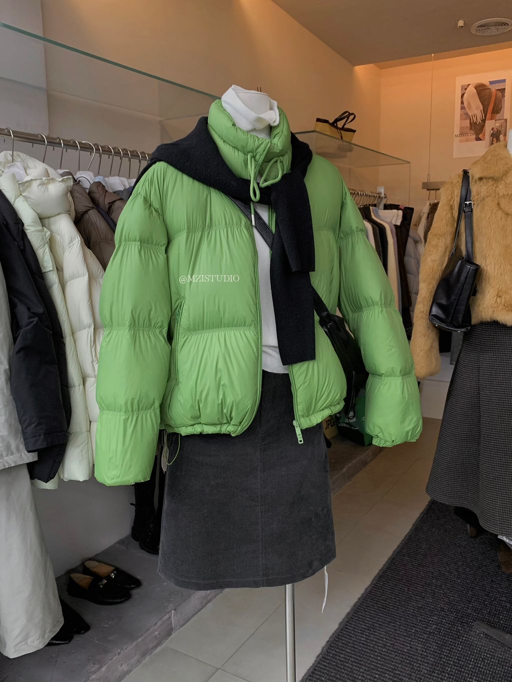 b2d83e32d0fb5f0ffc077bfad463aeaa