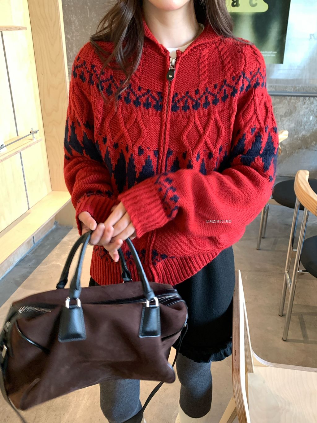 4199d939f08e924e35df9ffe2e1a80f1