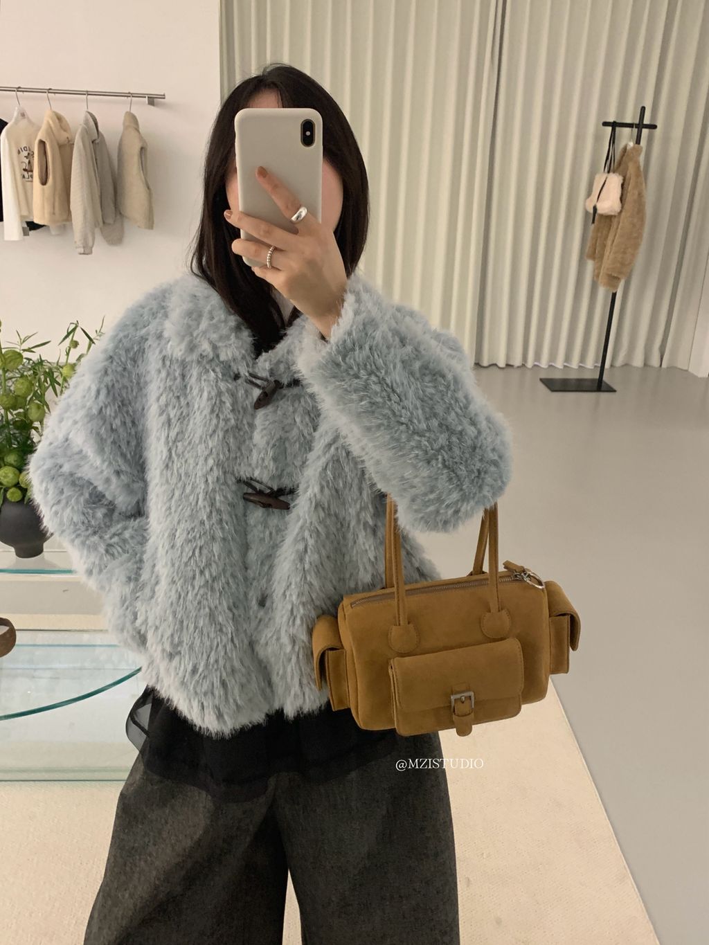 e1a904005b5b99d52b6e7ef2f21069d9