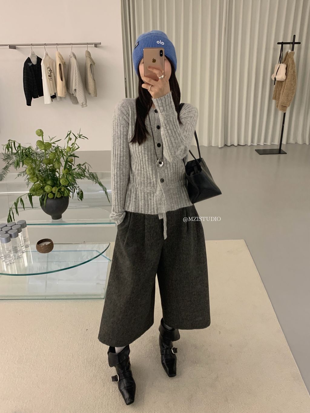 b92da2b192b3c0d62299d410eee3dcf6