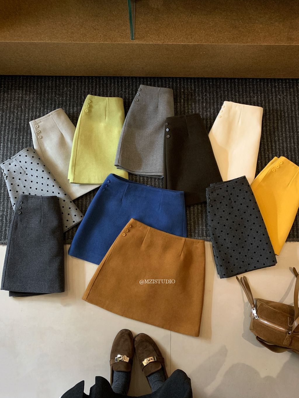 3849bea255754239421fa9c99bfaa9e1