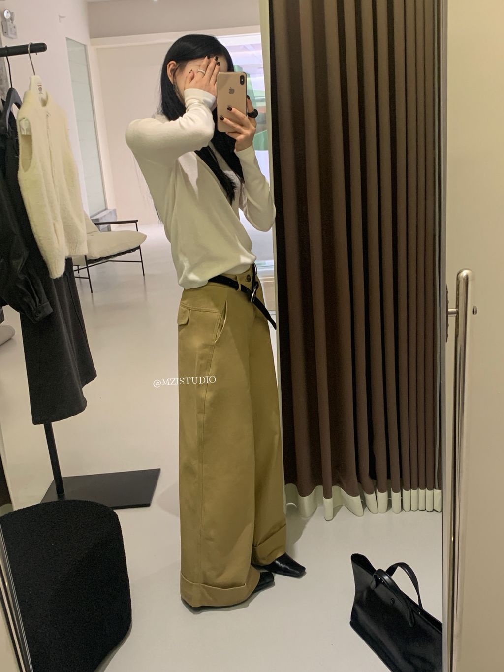 3f0bb0ab687d417a8c3acad9ee05ac2a