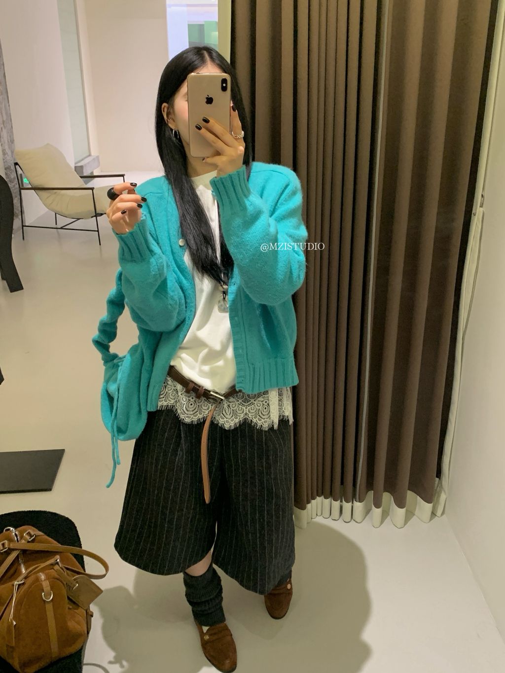 f6d9d3e32d40de9045dbdabbd0051f3b