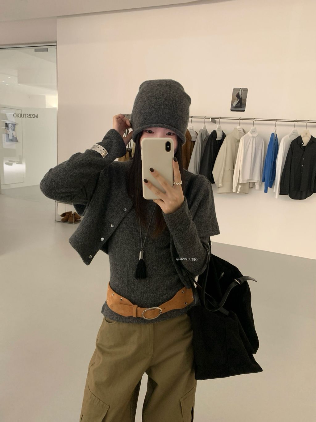 ee2b9927601fef02eab08b1ccd428b83