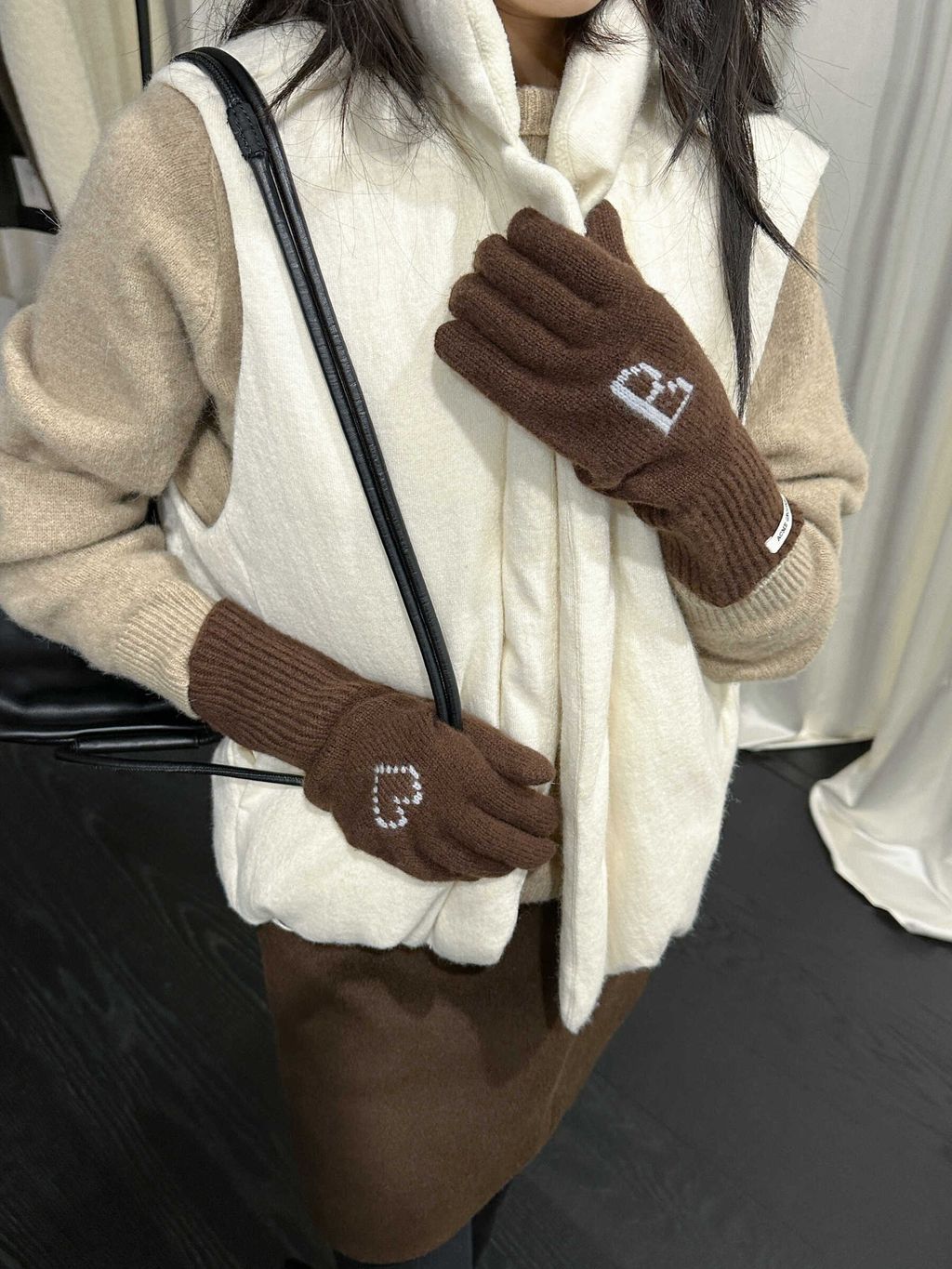 f520810d74498ea7a6c8627763bacdf6