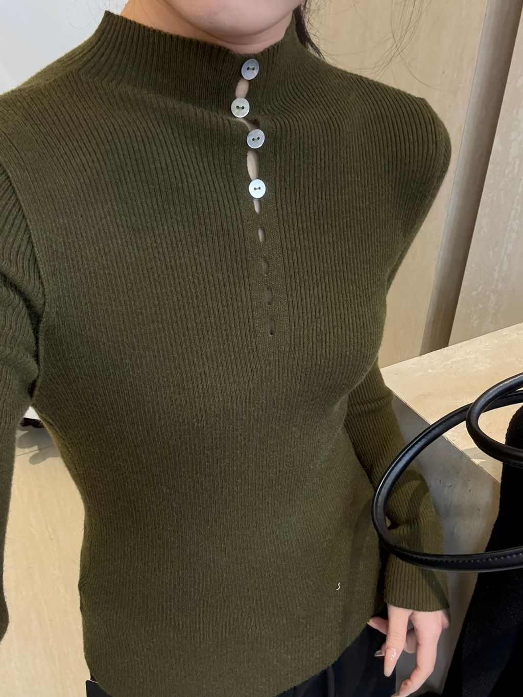 255795f268c257b88f03a5542f2e009f