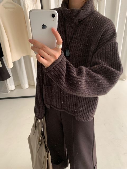 681ba9d84426bb37796bb10f5c3ed319