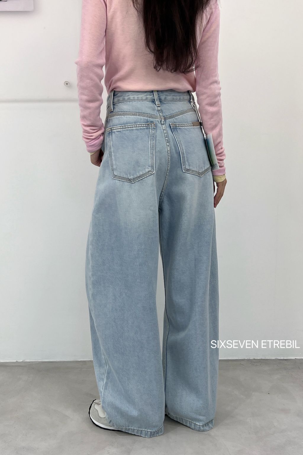 5fb0a90570b6fbe27cde1a7efddb8439