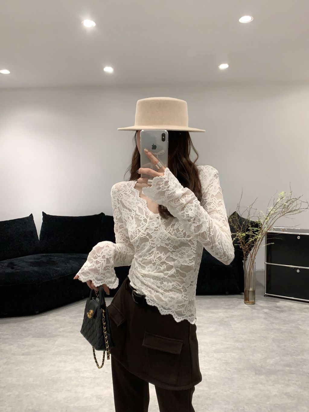 12b3d8283c6939c51b758e70a33e69b4