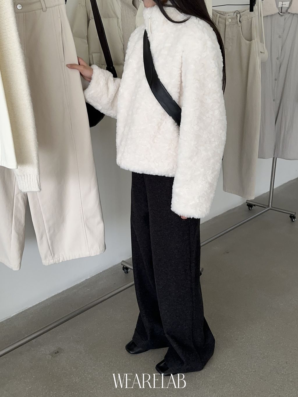 13b8c06bcbbeb72f32c3590e4a4e4580