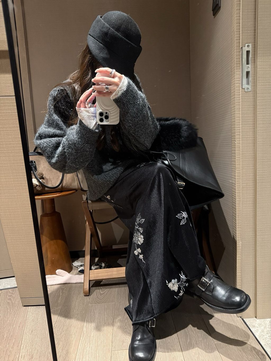 fa123f771f097d372a31e4d75b7ab945